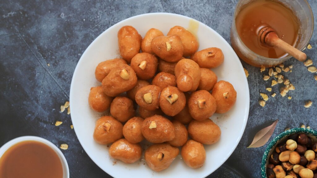 loukoumades traditional greek desserts